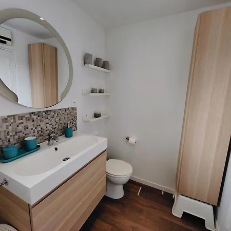 Casa de Férias Amazing House 4 Bedrooms Parking Close To Lille