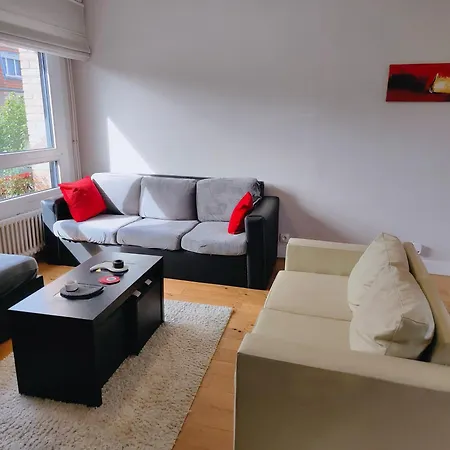 Amazing House 4 Bedrooms Parking Close To Lille Casa de Férias