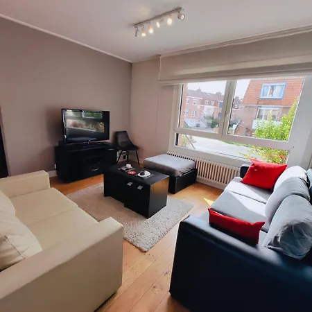 Amazing House 4 Bedrooms Parking Close To Lille Casa de Férias