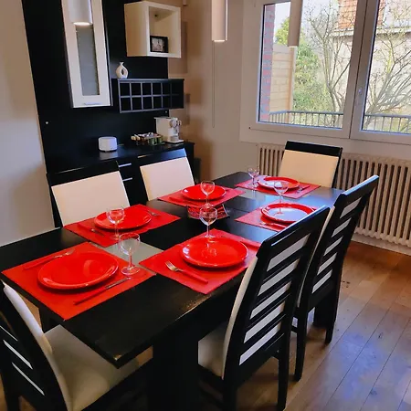 Maison Spacieuse 8 Pers Avec Jardin Aux Portes De Lille Tatil Evi