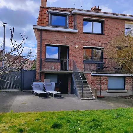 Amazing House 4 Bedrooms Parking Close To Lille Saint-Andre-lez-Lille