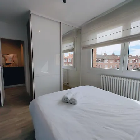 Amazing House 4 Bedrooms Parking Close To Lille Casa de Férias